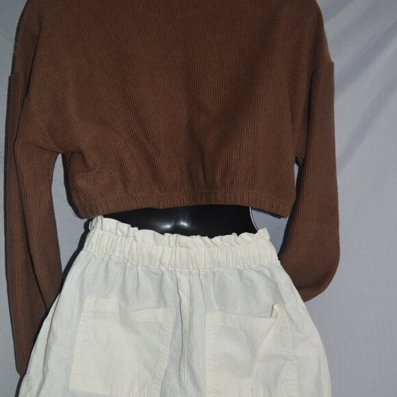 Forever 21 NYC brown crop top long sleeve and white shorts women size small - Picture 2 of 7